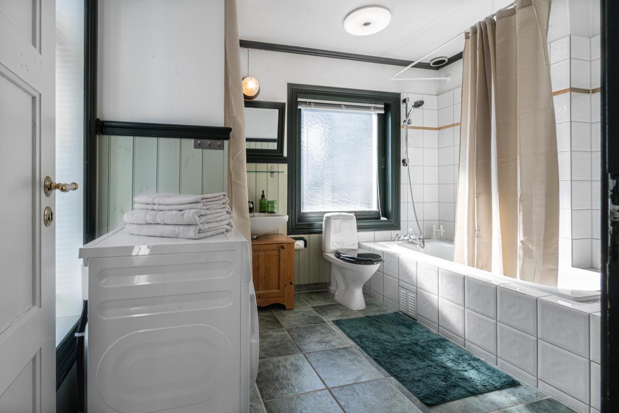 Sunny Apartment In Alesund City ภายนอก รูปภาพ
