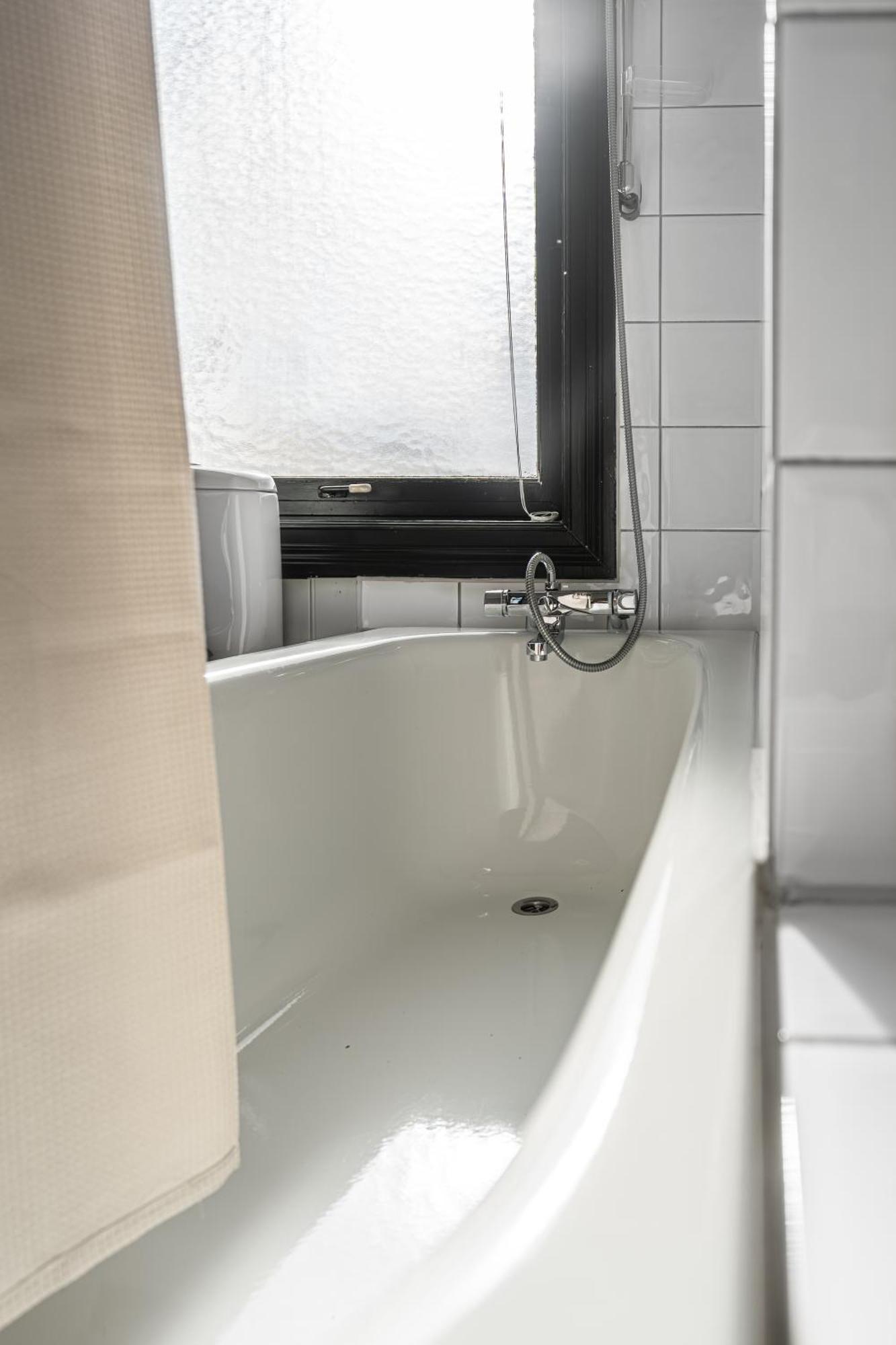Sunny Apartment In Alesund City ภายนอก รูปภาพ